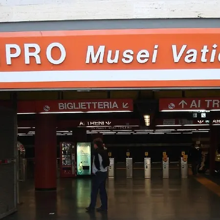 Vatican Canal 9-11 Apartment *